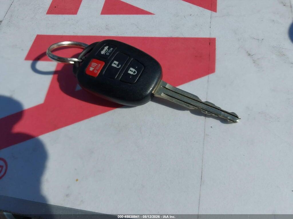 4T1BF1FK8CU515620 2012 TOYOTA CAMRY photo no. 11