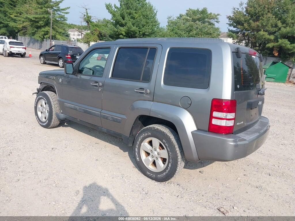 1C4PJMAK2CW205260 2012 JEEP LIBERTY photo no. 3