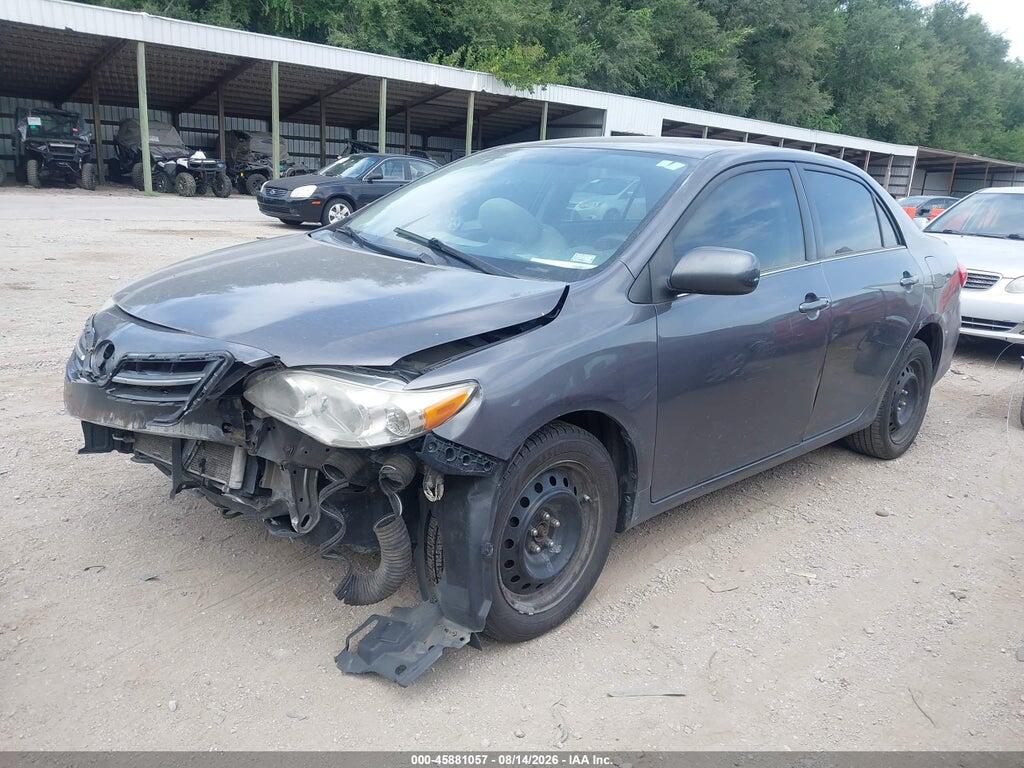5YFBU4EE2DP084858 2013 TOYOTA COROLLA photo no. 2