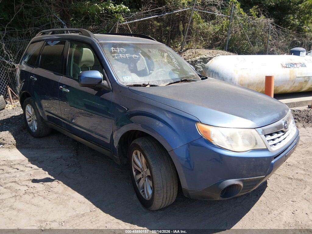 JF2SHADC2DH418208 2013 SUBARU FORESTER photo no. 1