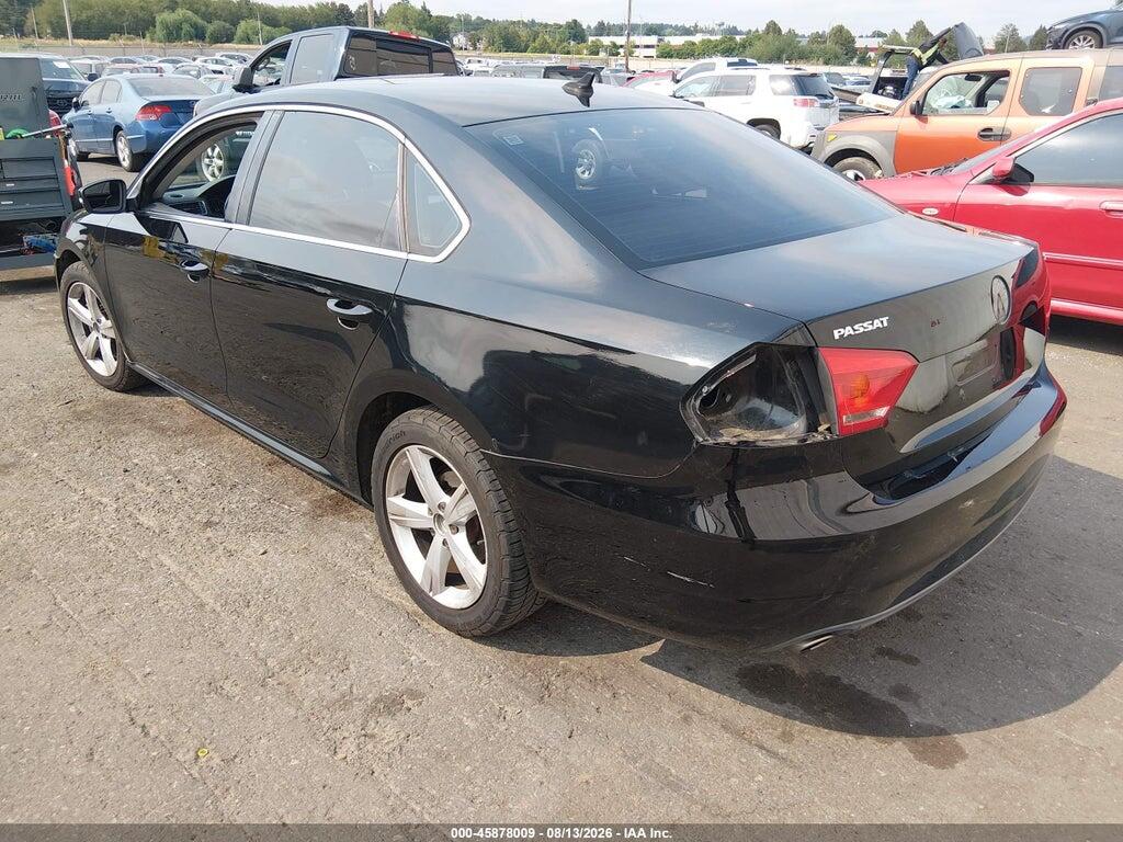 1VWBP7A33DC072348 2013 VOLKSWAGEN PASSAT photo no. 3