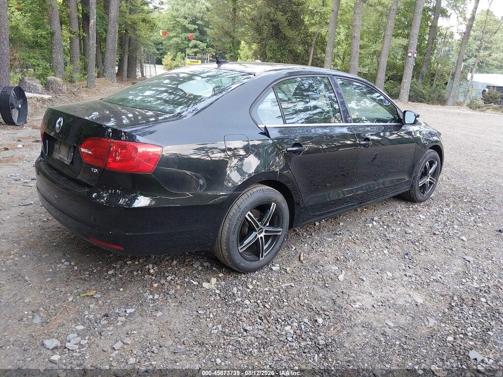 3VWLL7AJ5DM415514 2013 VOLKSWAGEN JETTA photo no. 4