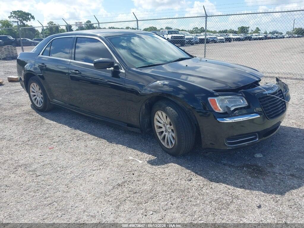2C3CCAAG8DH600440 2013 CHRYSLER 300 photo no. 1