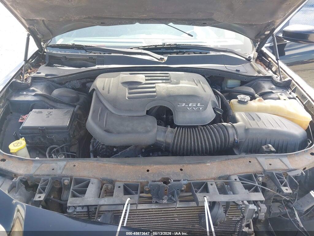 2C3CCAAG8DH600440 2013 CHRYSLER 300 photo no. 10