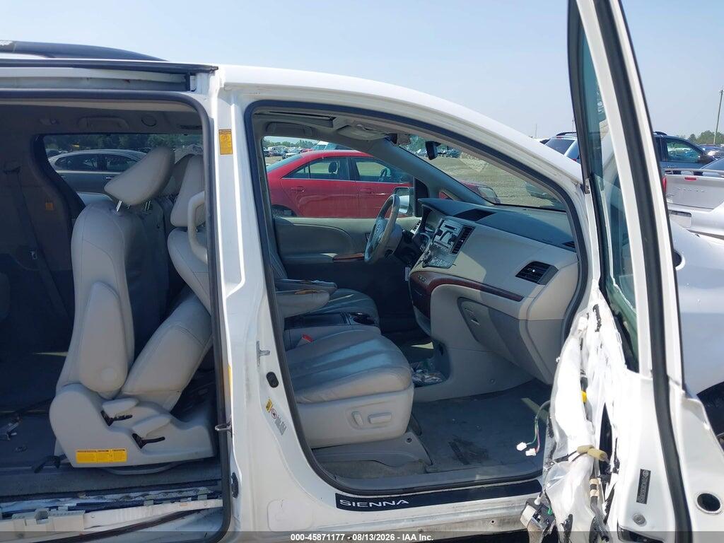 5TDYK3DC9DS389050 2013 TOYOTA SIENNA photo no. 5