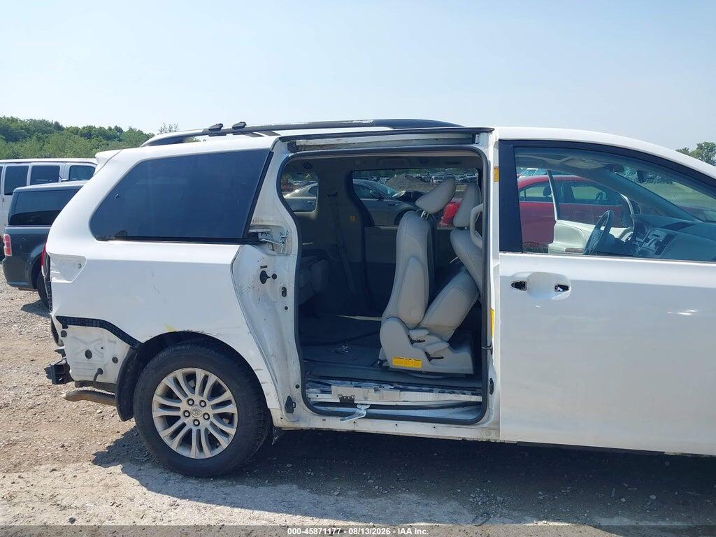 5TDYK3DC9DS389050 2013 TOYOTA SIENNA photo no. 6