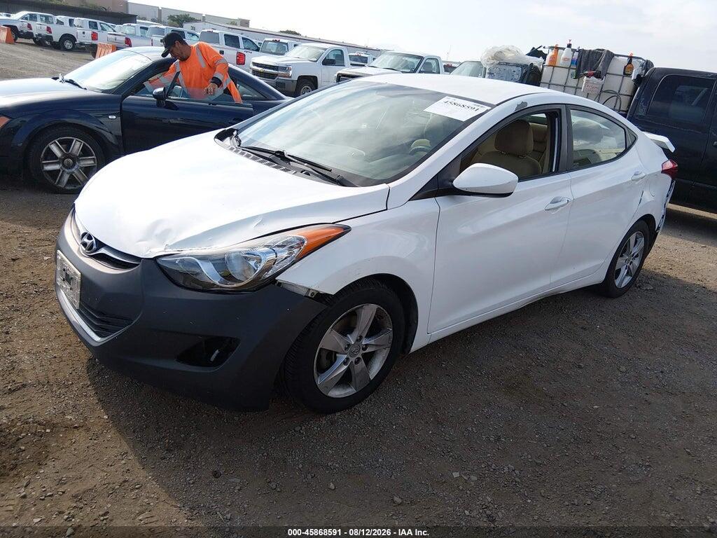 5NPDH4AEXDH340406 2013 HYUNDAI ELANTRA photo no. 2