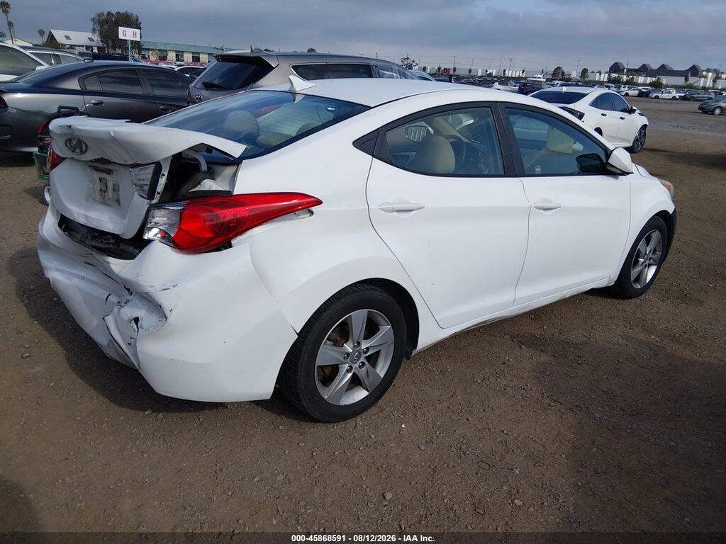 5NPDH4AEXDH340406 2013 HYUNDAI ELANTRA photo no. 4