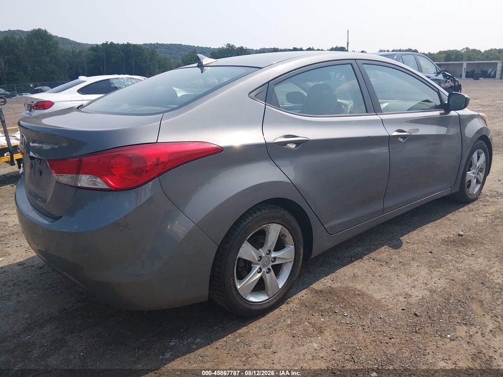 5NPDH4AE3DH436684 2013 HYUNDAI ELANTRA photo no. 4