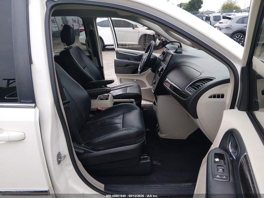 2C4RC1BG6DR743627 2013 CHRYSLER TOWN & COUNTRY photo no. 5