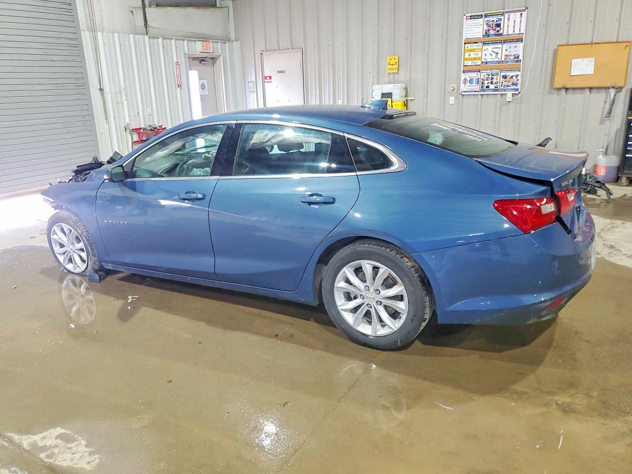 2025 CHEVROLET MALIBU LT — Фото 2 из 13