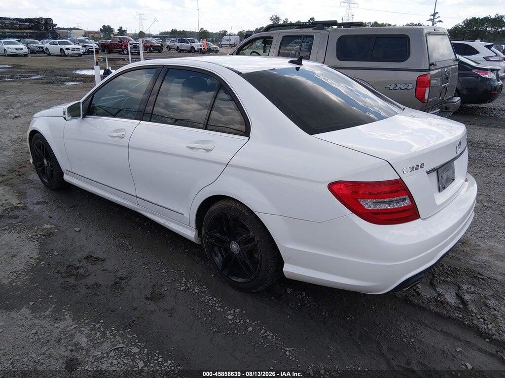 WDDGF8AB0DR298553 2013 MERCEDES-BENZ C 300 photo no. 3
