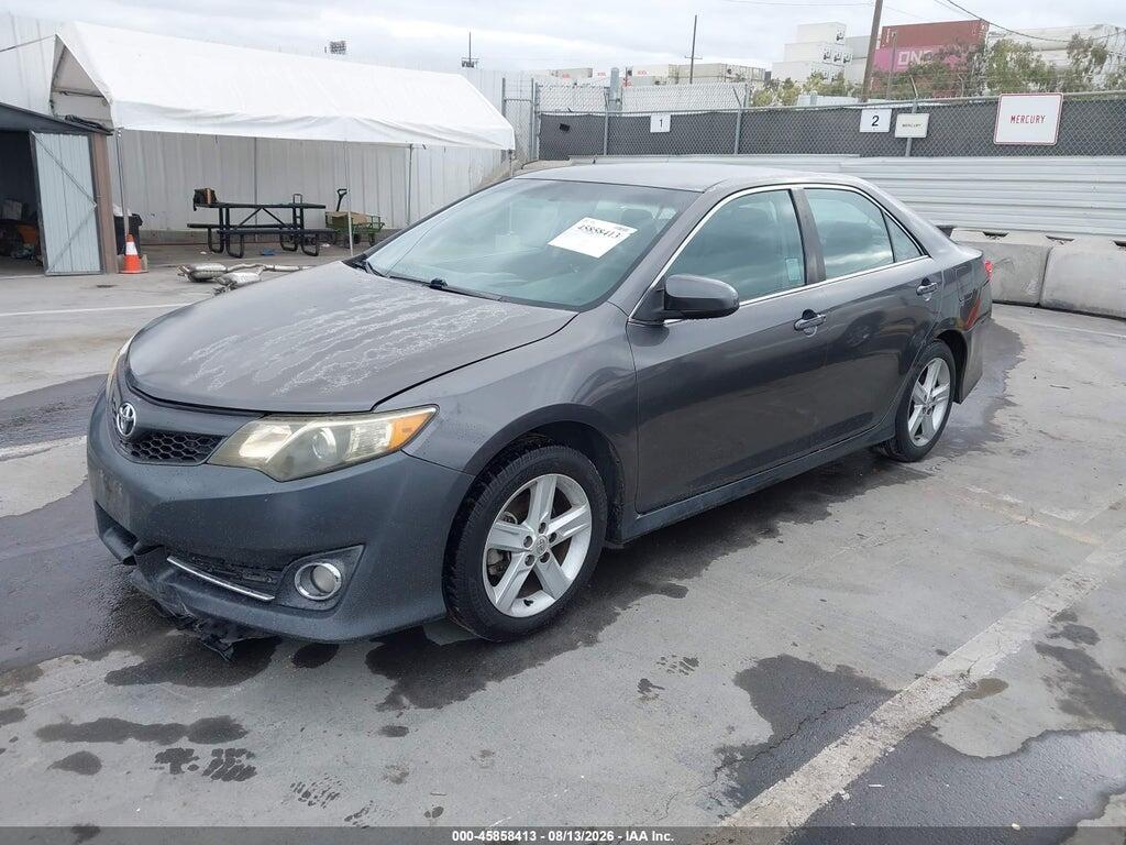 4T1BF1FKXDU231293 2013 TOYOTA CAMRY photo no. 2