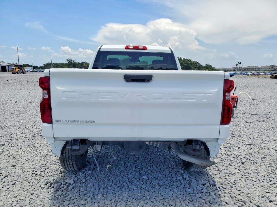 2025 CHEVROLET SILVERADO K1500 — Фото 6 из 12