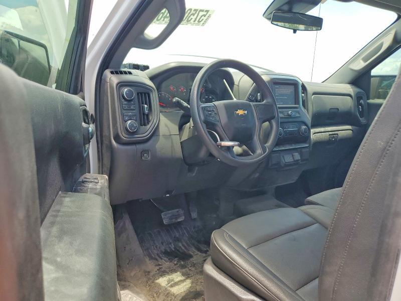 2025 CHEVROLET SILVERADO K1500 — Фото 8 из 12
