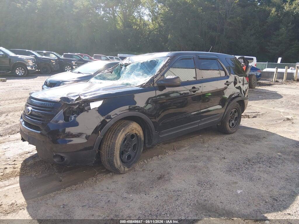 1FM5K8AR6DGC35863 2013 FORD UTILITY POLICE INTERCEPTOR photo no. 2