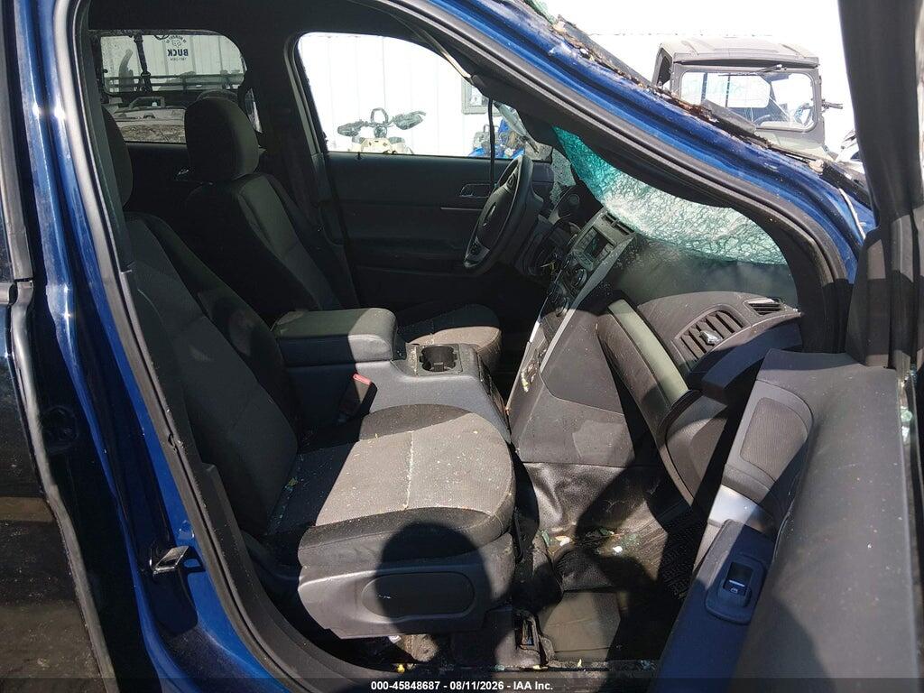 1FM5K8AR6DGC35863 2013 FORD UTILITY POLICE INTERCEPTOR photo no. 5