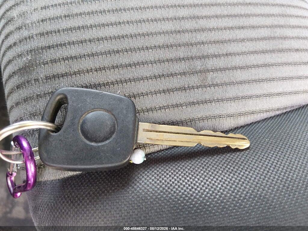 2T3BFREV1DW021814 2013 TOYOTA RAV4 photo no. 11
