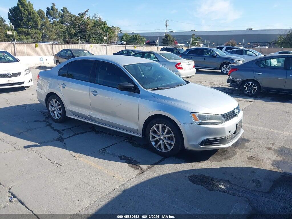 3VW2K7AJ7EM233796 2014 VOLKSWAGEN JETTA photo no. 1