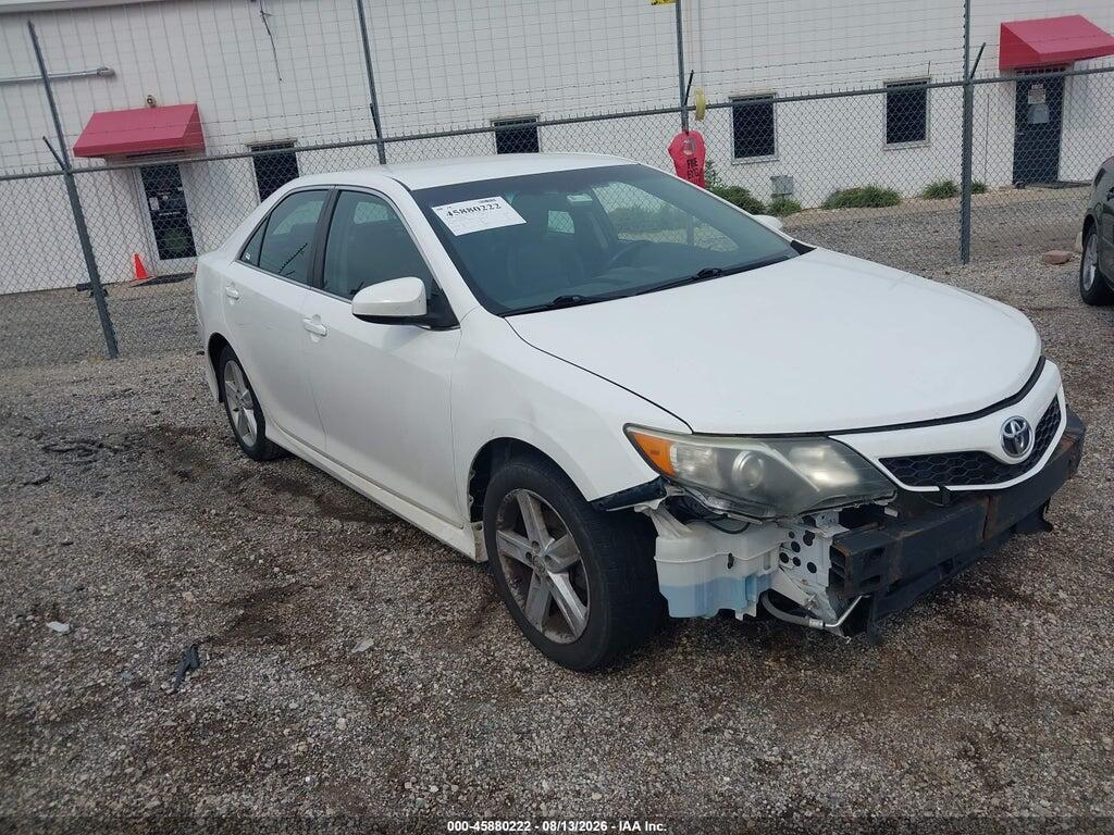 4T1BF1FK3EU845040 2014 TOYOTA CAMRY photo no. 1