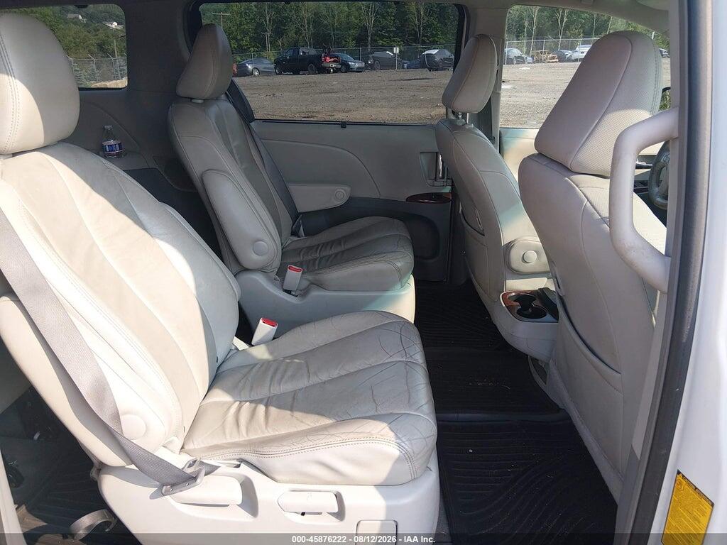 5TDDK3DCXES077951 2014 TOYOTA SIENNA photo no. 8