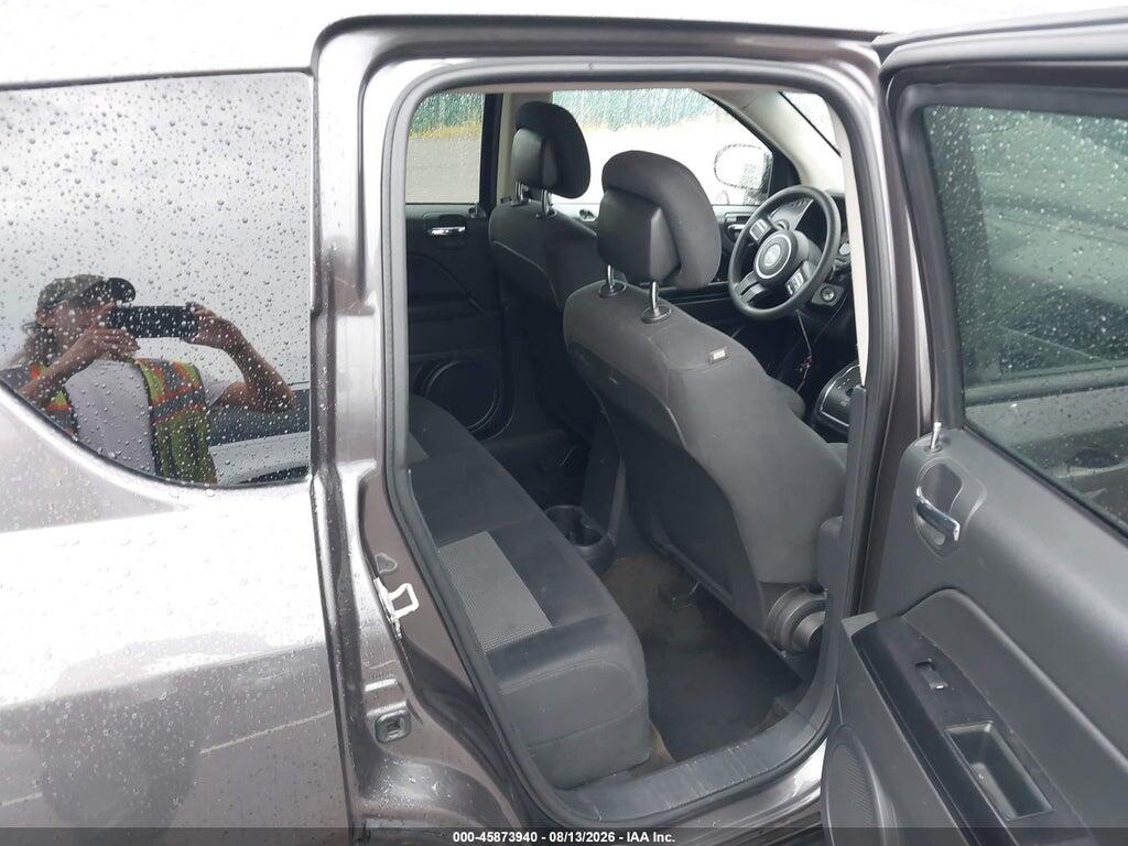 1C4NJDBBXED879970 2014 JEEP COMPASS photo no. 8