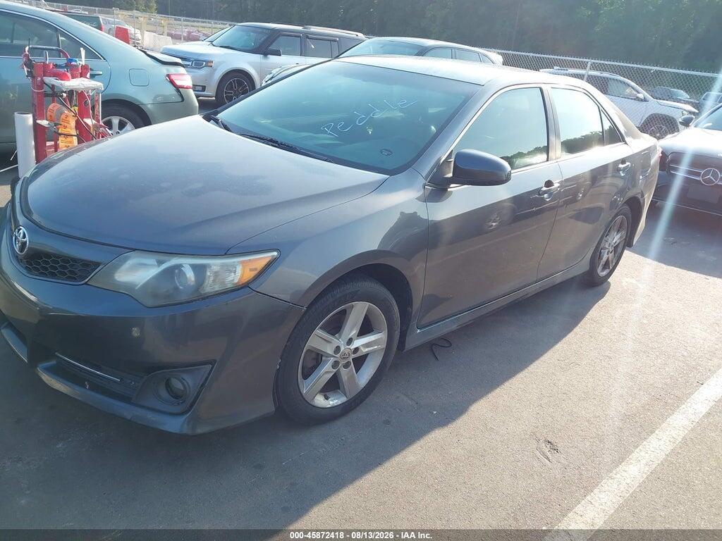4T1BF1FK9EU785264 2014 TOYOTA CAMRY photo no. 2
