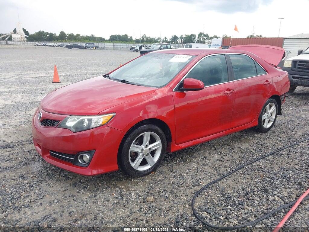 4T1BF1FK7EU845610 2014 TOYOTA CAMRY photo no. 2