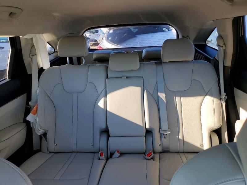 2025 KIA SORENTO S — Фото 10 из 14