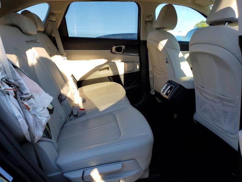 2025 KIA SORENTO S — Фото 11 из 14