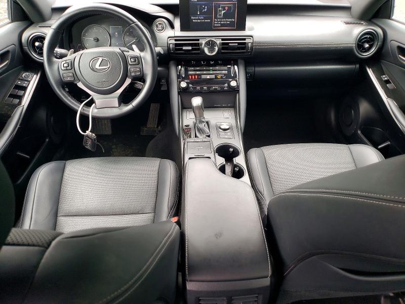 2025 LEXUS IS 350 F SPORT DESIGN — Фото 8 из 12