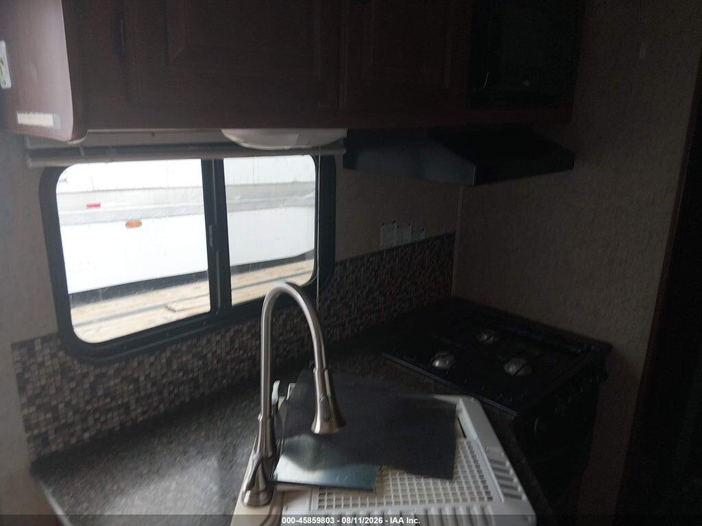 5SFNB2623EE271209 2014 HEARTLAND RV NORTH TRAIL CALIBER 21FBS TRAVEL TRAILER photo no. 7