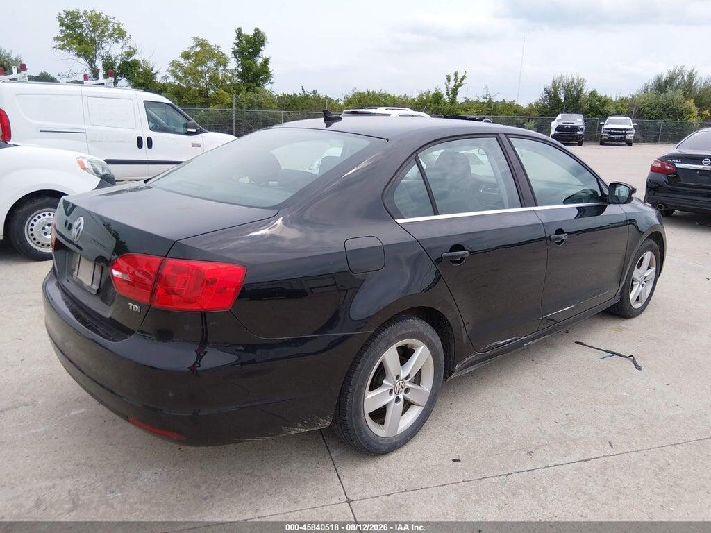 3VWLL7AJ6EM222628 2014 VOLKSWAGEN JETTA photo no. 4