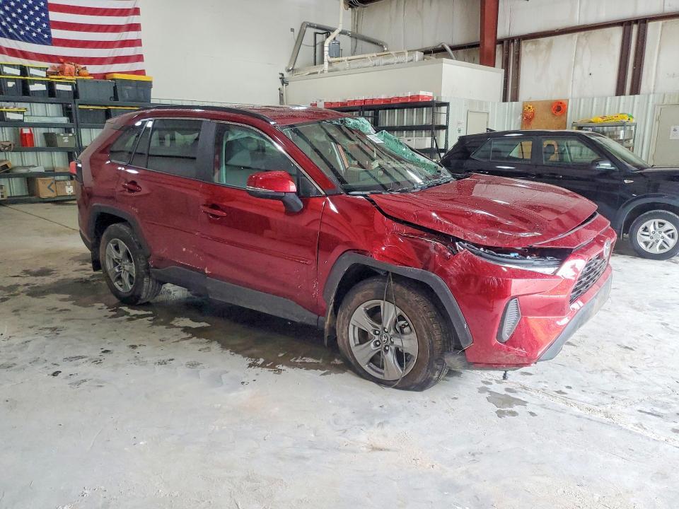 2025 TOYOTA RAV4 HYBRID XLE — Фото 4 из 13
