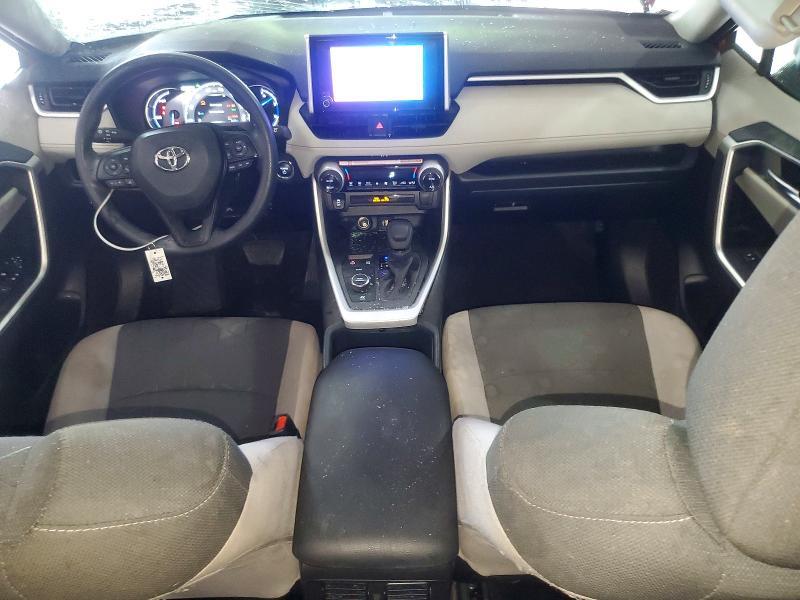2025 TOYOTA RAV4 HYBRID XLE — Фото 8 из 13
