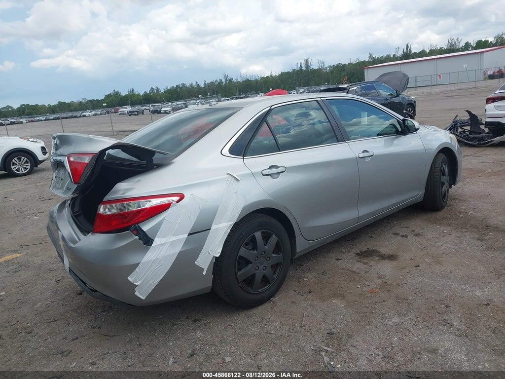 4T1BF1FK3FU497872 2015 TOYOTA CAMRY photo no. 4