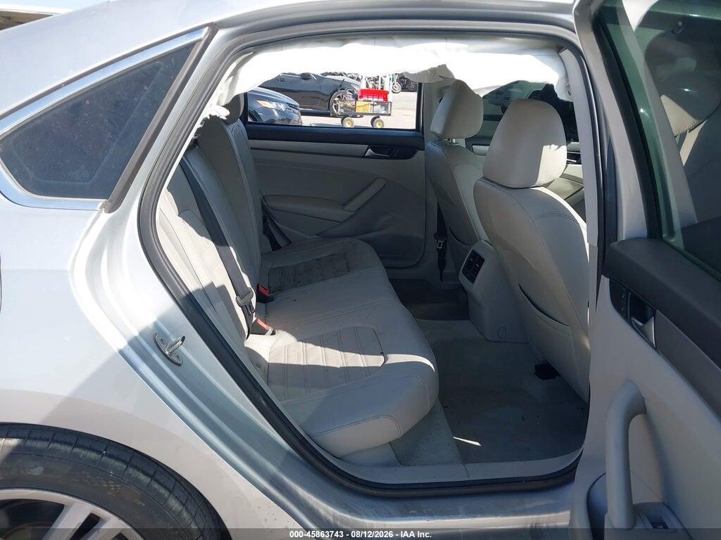 1VWBT7A38FC013648 2015 VOLKSWAGEN PASSAT photo no. 8