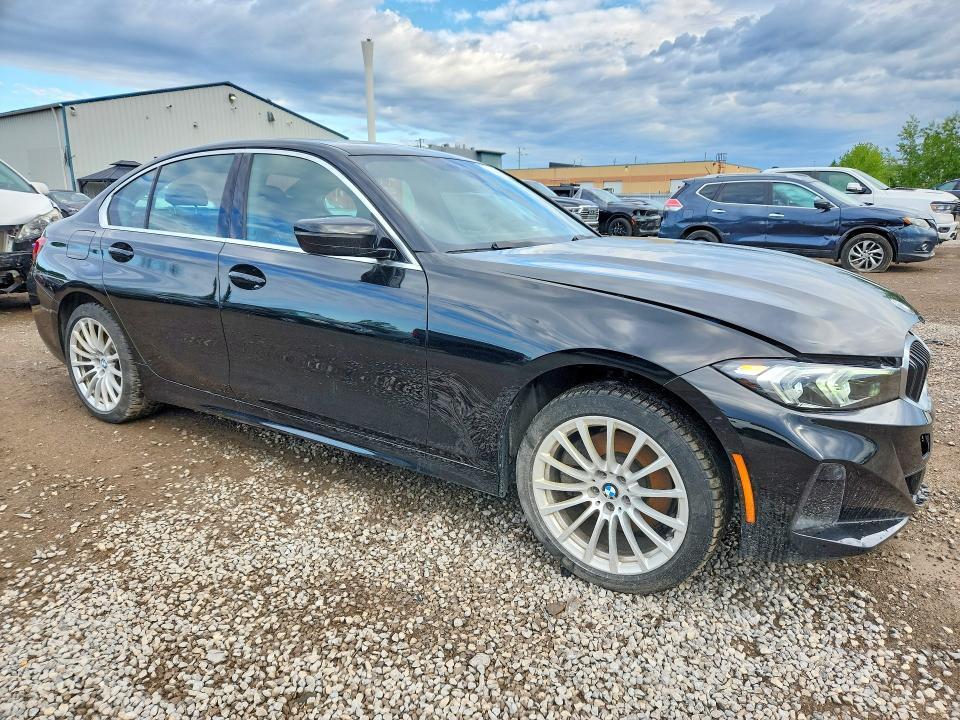 2024 BMW 330XI — Фото 4 из 13
