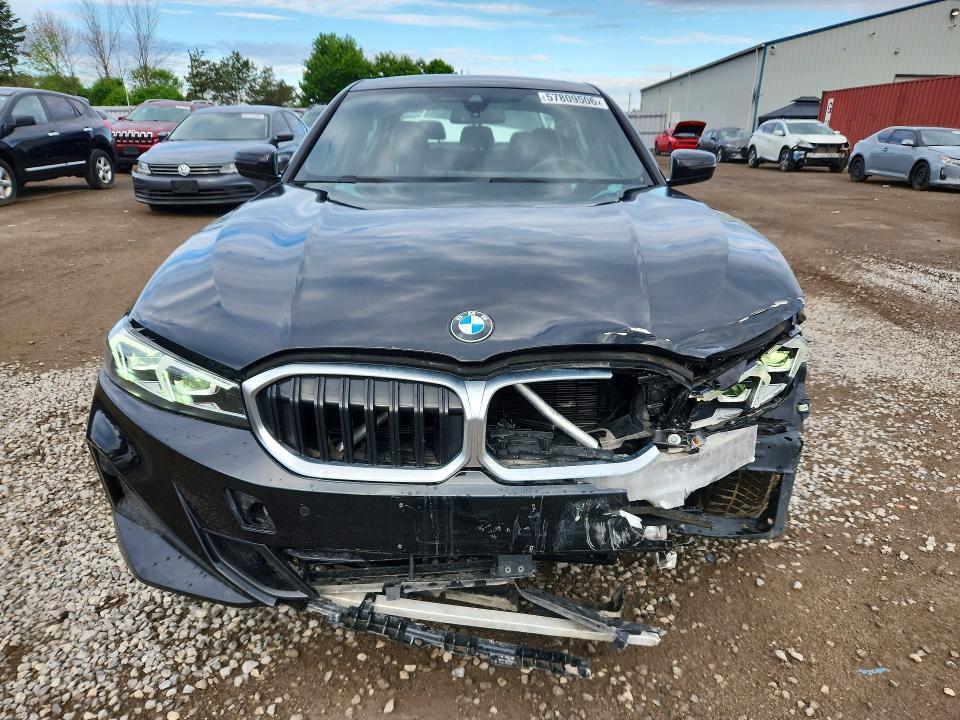 2024 BMW 330XI — Фото 5 из 13