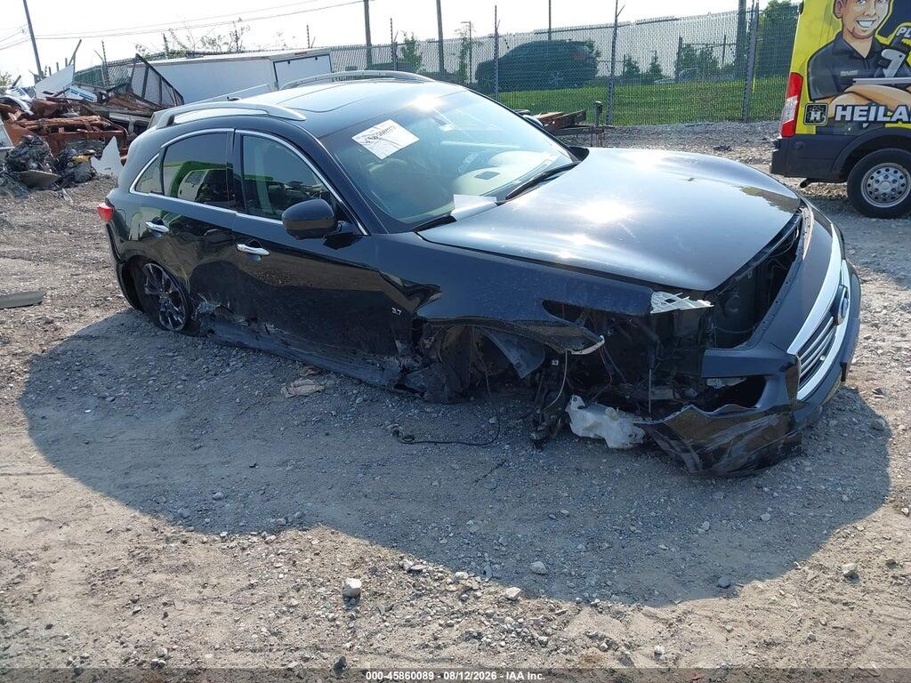 JN8CS1MW2FM482228 2015 INFINITI QX70 photo no. 1