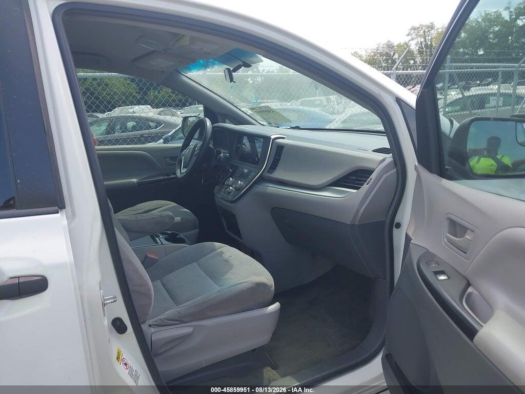 5TDZK3DC0FS667356 2015 TOYOTA SIENNA photo no. 5