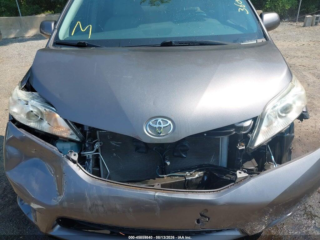 5TDYK3DC8FS540754 2015 TOYOTA SIENNA photo no. 10