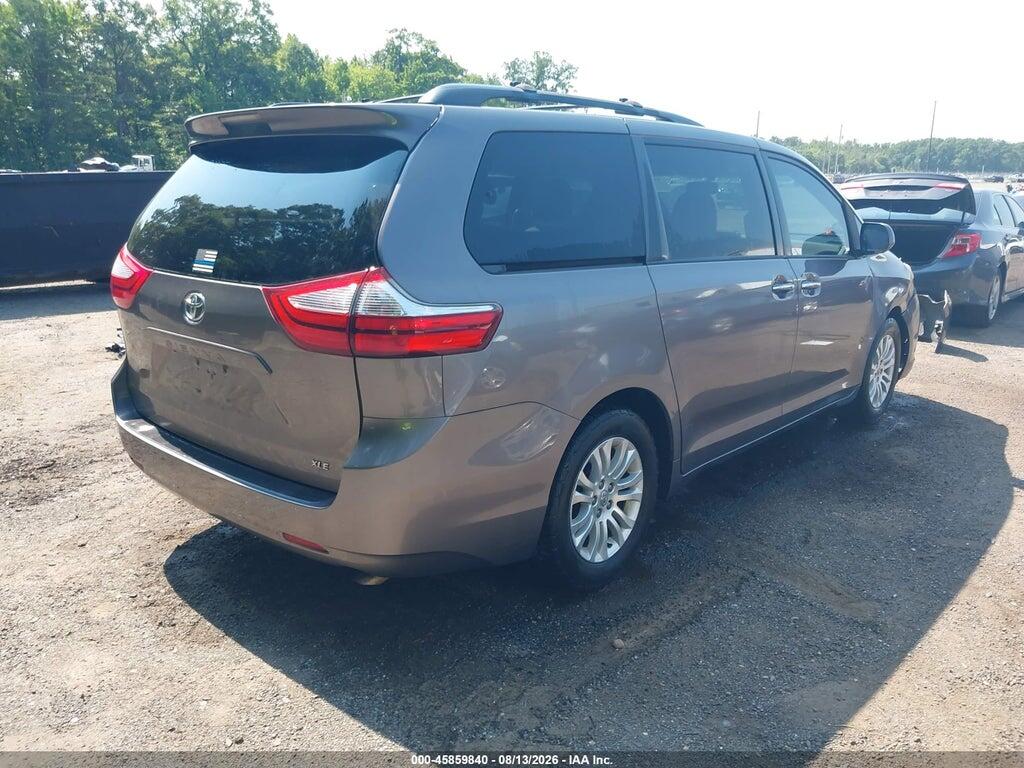 5TDYK3DC8FS540754 2015 TOYOTA SIENNA photo no. 4