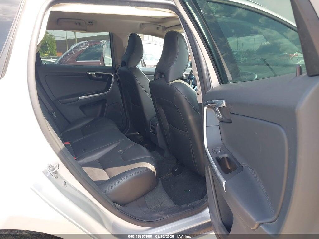 YV4902RM3F2753184 2015 VOLVO XC60 photo no. 8