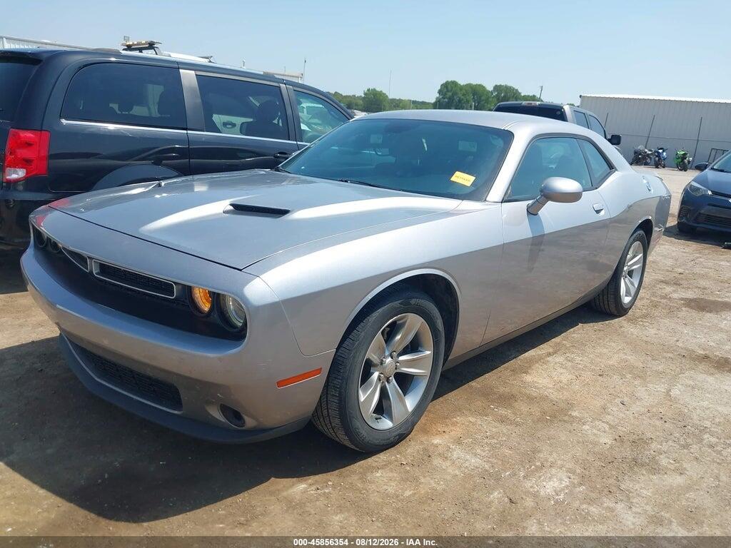2C3CDZAG2FH888454 2015 DODGE CHALLENGER photo no. 2