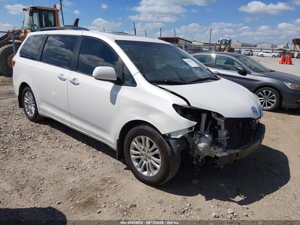 5TDYK3DC7FS665468 2015 TOYOTA SIENNA photo no. 1