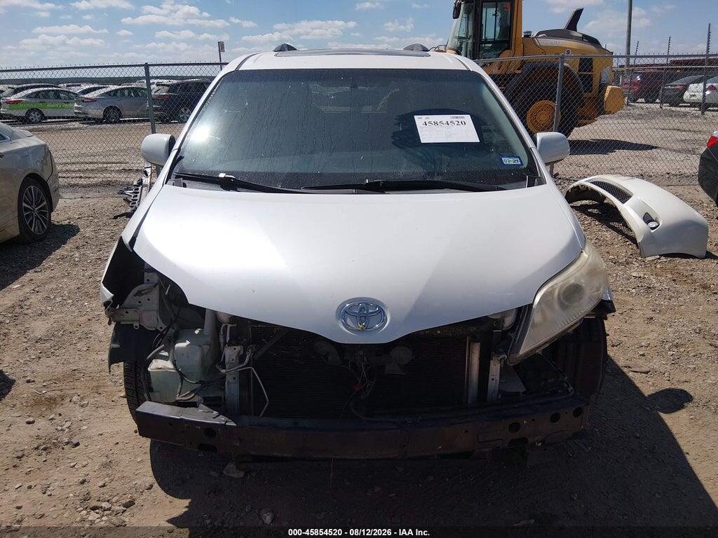 5TDYK3DC7FS665468 2015 TOYOTA SIENNA photo no. 12