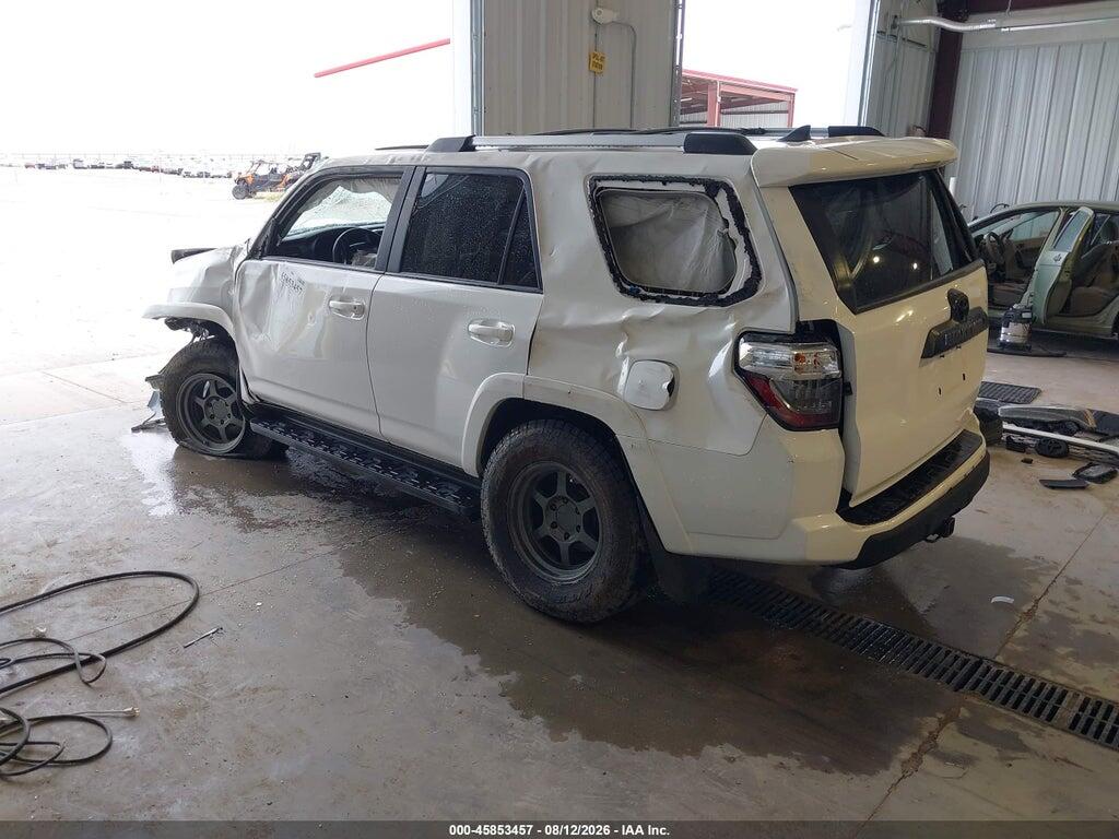JTEBU5JR2F5269714 2015 TOYOTA 4RUNNER photo no. 3
