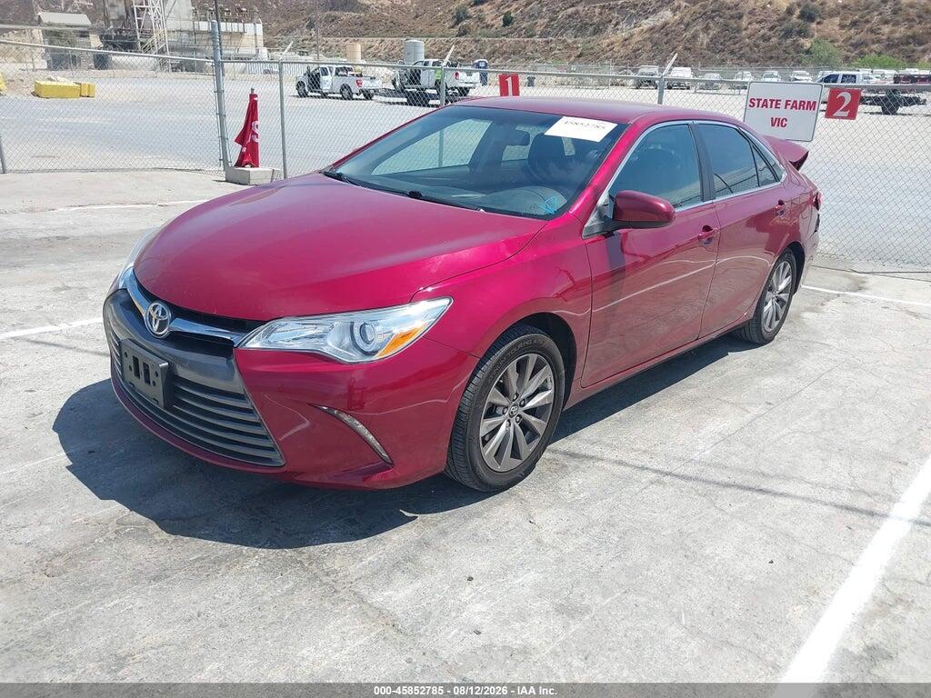 4T1BF1FK5FU943214 2015 TOYOTA CAMRY photo no. 2