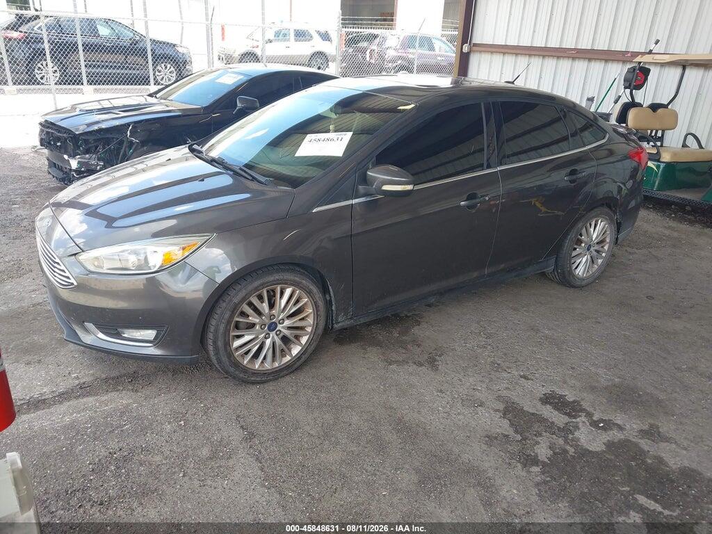 1FADP3J26FL268613 2015 FORD FOCUS photo no. 2